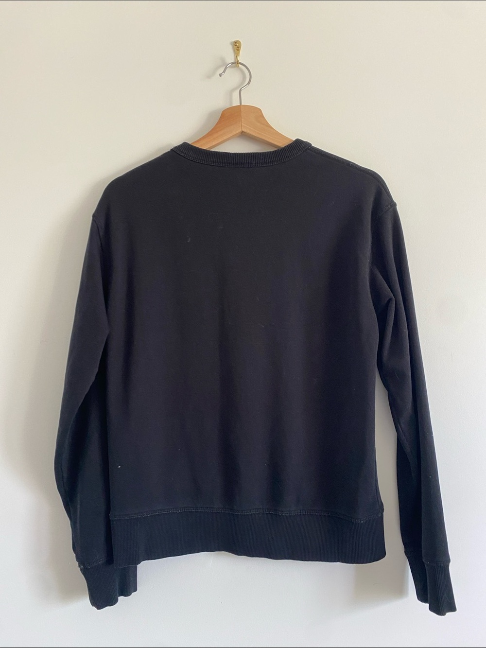 KOTN 100% Cotton Black Crewneck Sweatshirt - Picture 6 of 6